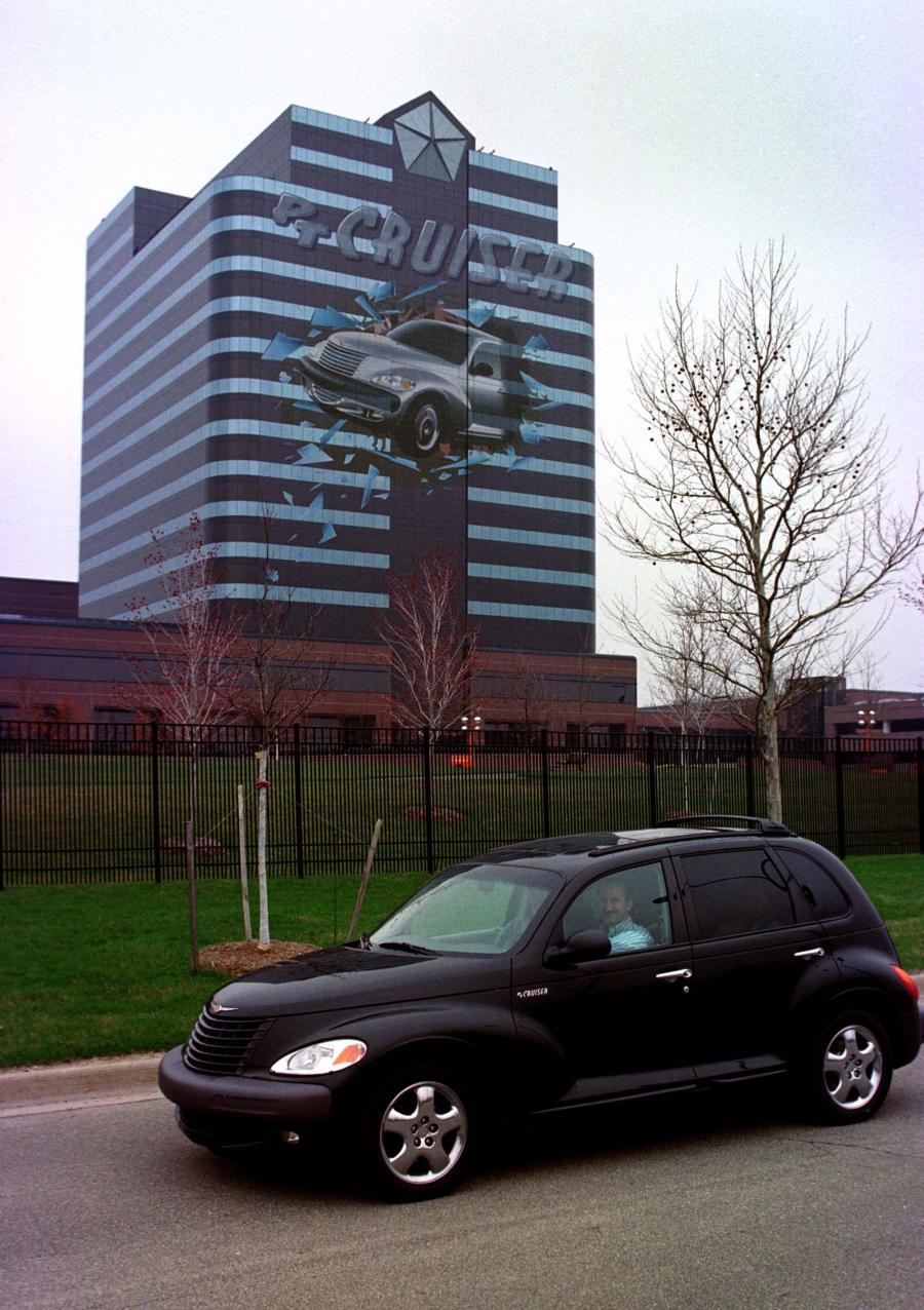  Chrysler PT Cruiser 2001 года  (фото 45 из 141)